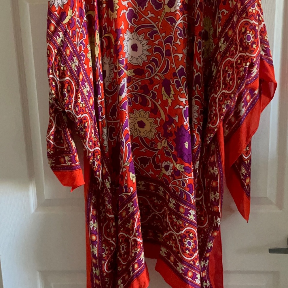Long and light wrap